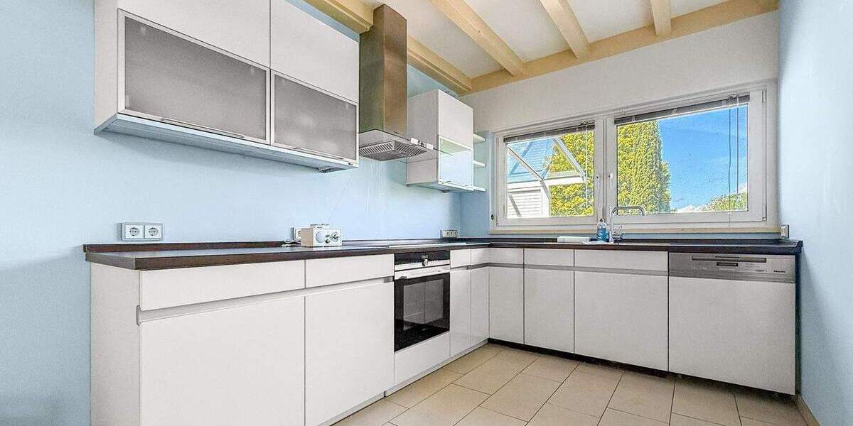 Mehrfamilienhaus, Wohnhaus Heide Süderholm - 6 Zimmer, 195 m&sup2;, 2.290&euro; | Angebot:25997333
