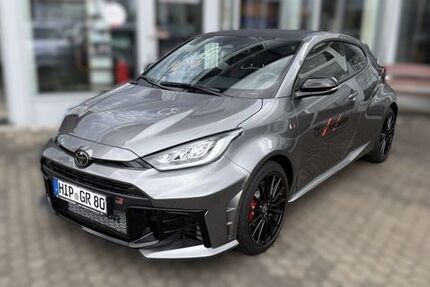 Toyota Yaris 2.200 km 46.980 € Hilpoltstein 91161