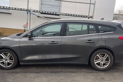 Ford Focus 69.000 km 11.000 &euro; Rosdorf 37124