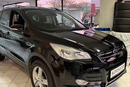 Ford Kuga 72.300 km 16.490 &euro; Nürtingen 72622
