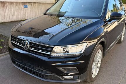 VW Tiguan 61.000 km 20.500 &euro; Krefeld 47829