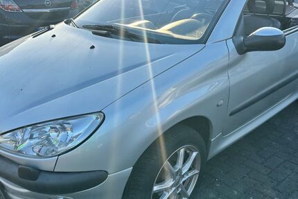 Peugeot 206 179.000 km 2.499 &euro; Köln 51145