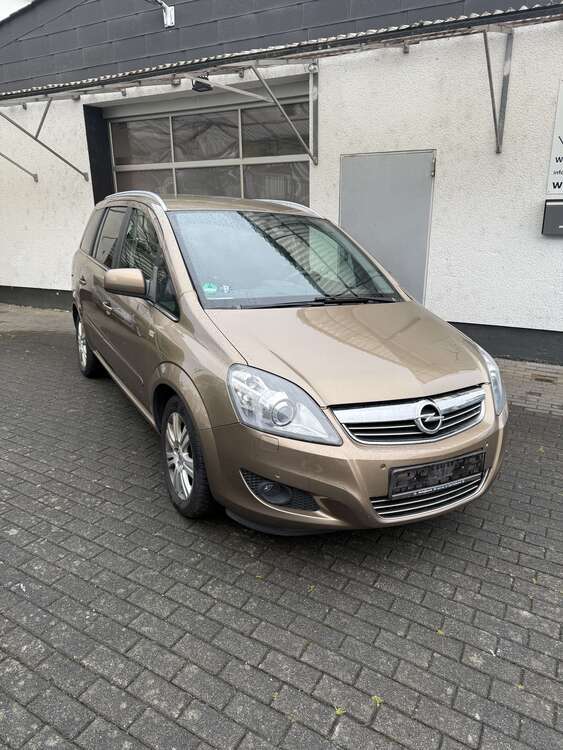 Opel Zafira 189.500 km 4.450 € Sinn 35764