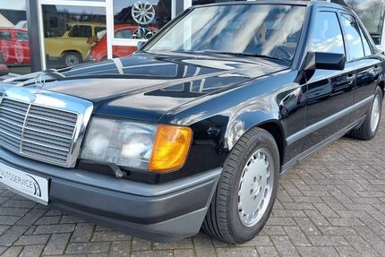 Mercedes-Benz 300 164.000 km 24.900 &euro; Löningen 49624