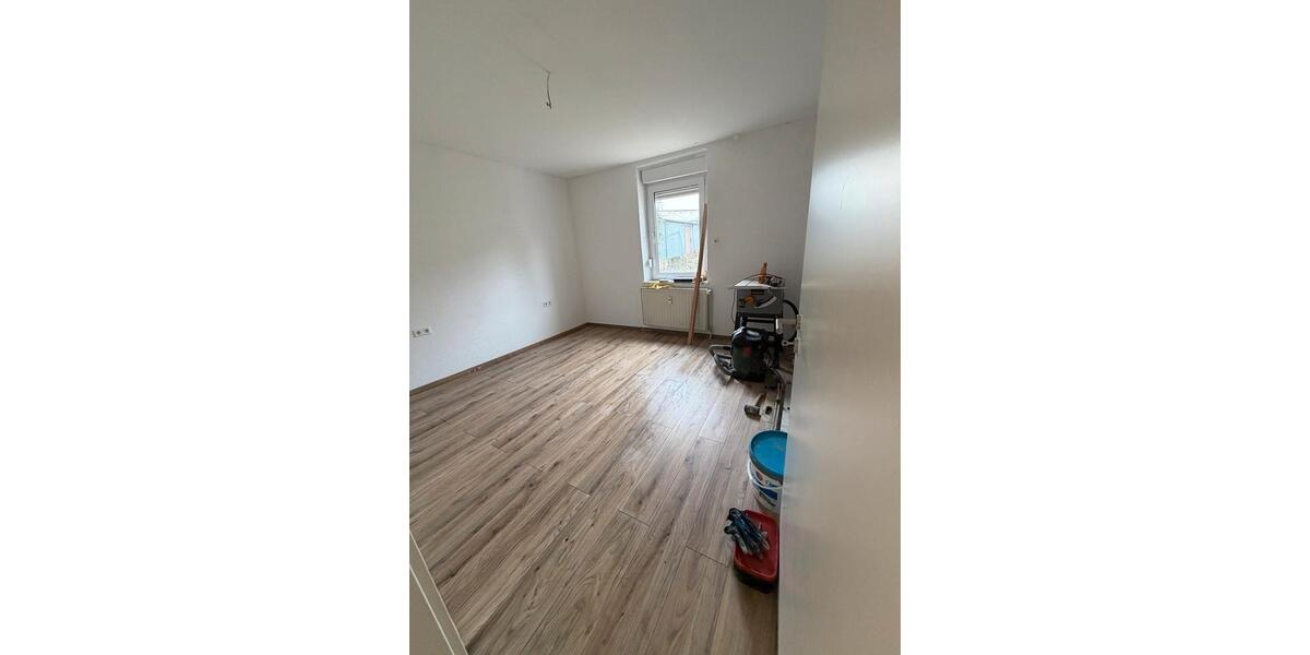 Erdgeschoßwohnung Saarbrücken West - 3 Zimmer, 72 m&sup2;, 650&euro; | Angebot:25546279