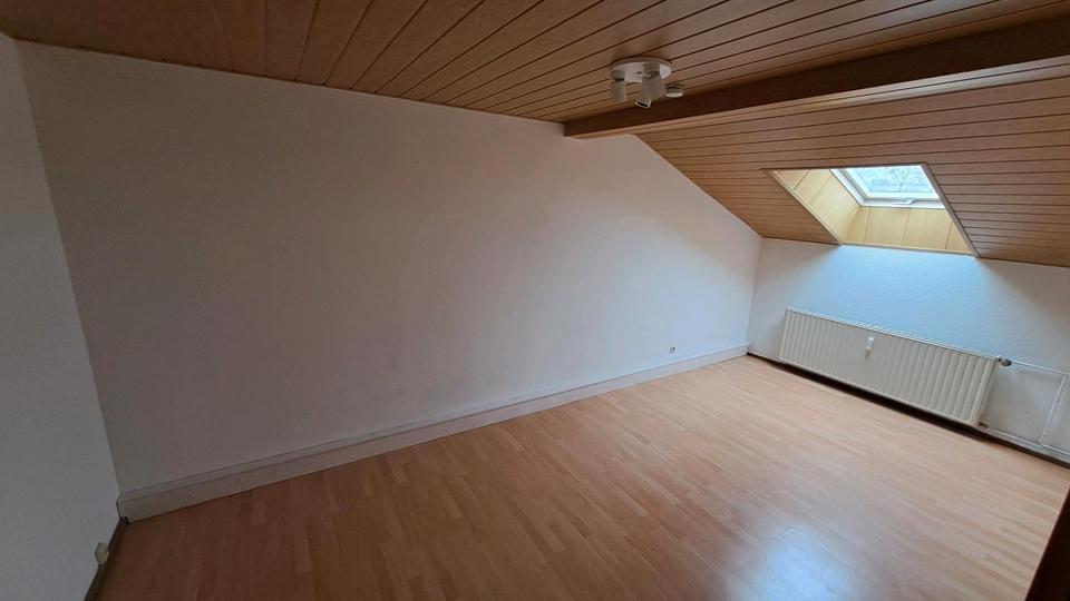 Dachgeschoßwohnung Wusterhausen/Dosse Dosse - 1 Zimmer, 45 m&sup2;, 247&euro; | Angebot:25757618