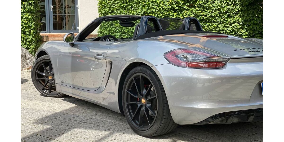 Porsche Boxster 72.500 km 71.499 &euro; Hamburg 22081
