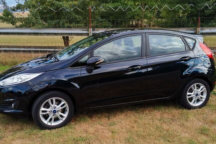 Ford Fiesta 68.335 km 7.800 € Hameln 31785