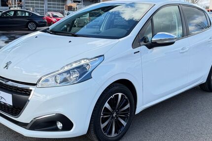 Peugeot 208 38.000 km 8.900 &euro; Calw 75365