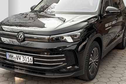 VW Tiguan 1.890 km 56.888 &euro; Hamburg 22303