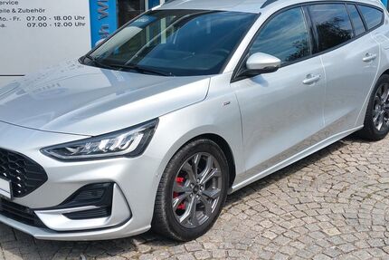 Ford Focus 22.500 km 24.890 &euro; Überlingen 88662