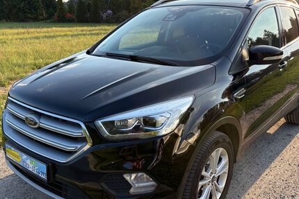 Ford Kuga 162.483 km 9.990 &euro; Tschernitz 03130