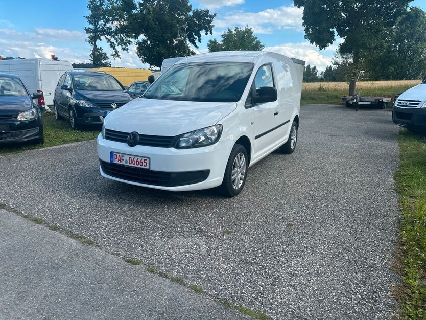 VW Caddy 324.189 km 4.550 € Hettenshausen 85276