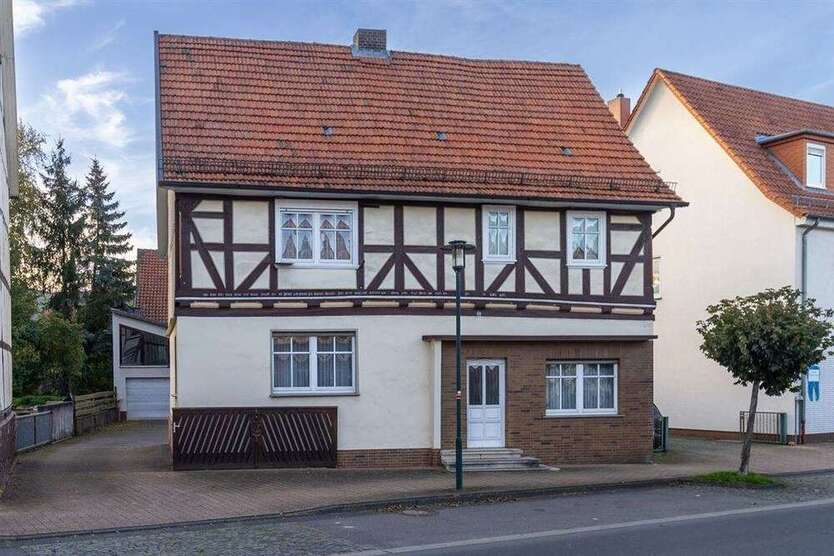 Haus zum Kaufen in Wehretal 149.999 € 166 m²