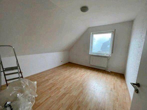 Einfamilienhaus Edewecht - 7 Zimmer, 150 m&sup2;, 379.000&euro; | Angebot:26625063
