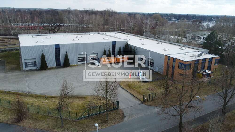 Gewerbeobjekt Hennigsdorf - 3.500.000&euro; | Angebot:26030107