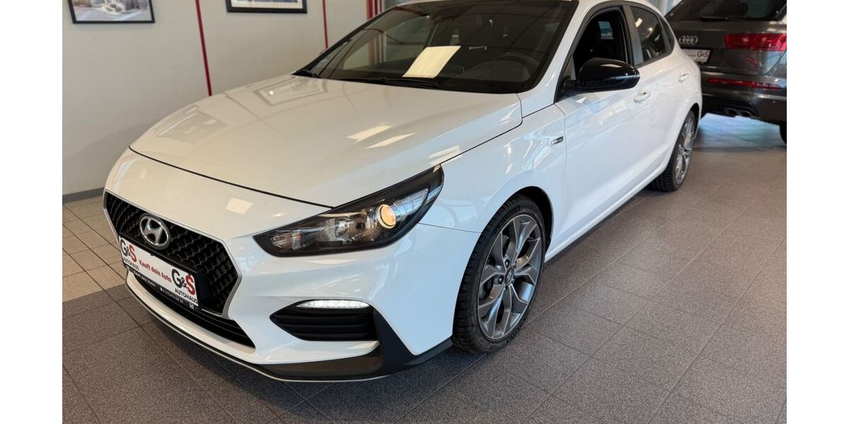 Hyundai i30 22.000 km 18.999 &euro; Wernigerode 38855