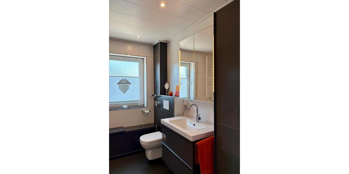Dachgeschoßwohnung Bielefeld Stieghorst - 2 Zimmer, 61 m&sup2;, 199.000&euro; | Angebot:27038022