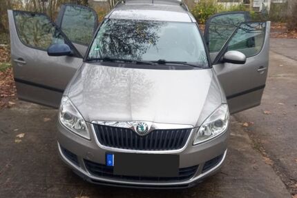 Skoda Roomster 148.000 km 4.499 &euro; Halle 06122