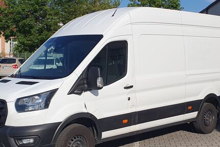 Ford Transit 95.000 km 14.900 &euro; München 81825
