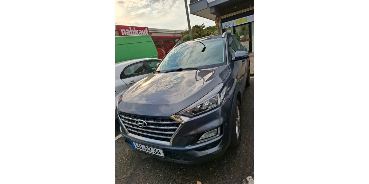 Hyundai TUCSON 40.300 km 15.000 &euro; Ludwigshafen 67071