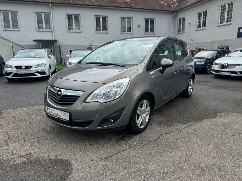 Opel Meriva 143.000 km 5.800 € Deisslingen 78652