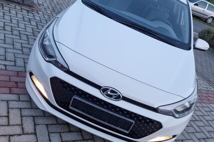 Hyundai i20 148.000 km 6.450 &euro; Oldenburg 26125