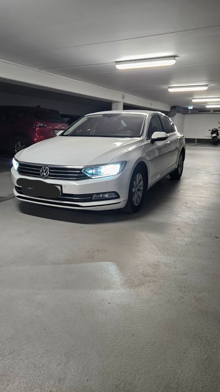 VW Passat 175.000 km 14.500 € Landshut 84028