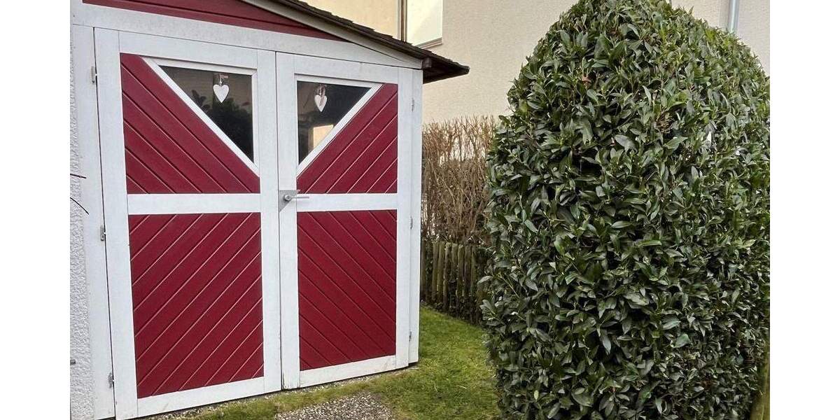 Reihenendhaus Stuttgart-Weilimdorf (Wolfbusch) Wolfbusch - 4 Zimmer, 146 m&sup2;, 760.000&euro; | Angebot:25525616