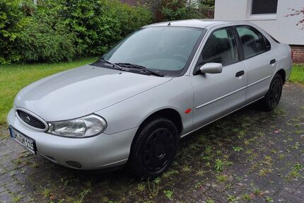 Ford Mondeo 52.000 km 1.950 &euro; Wildeshausen 27793
