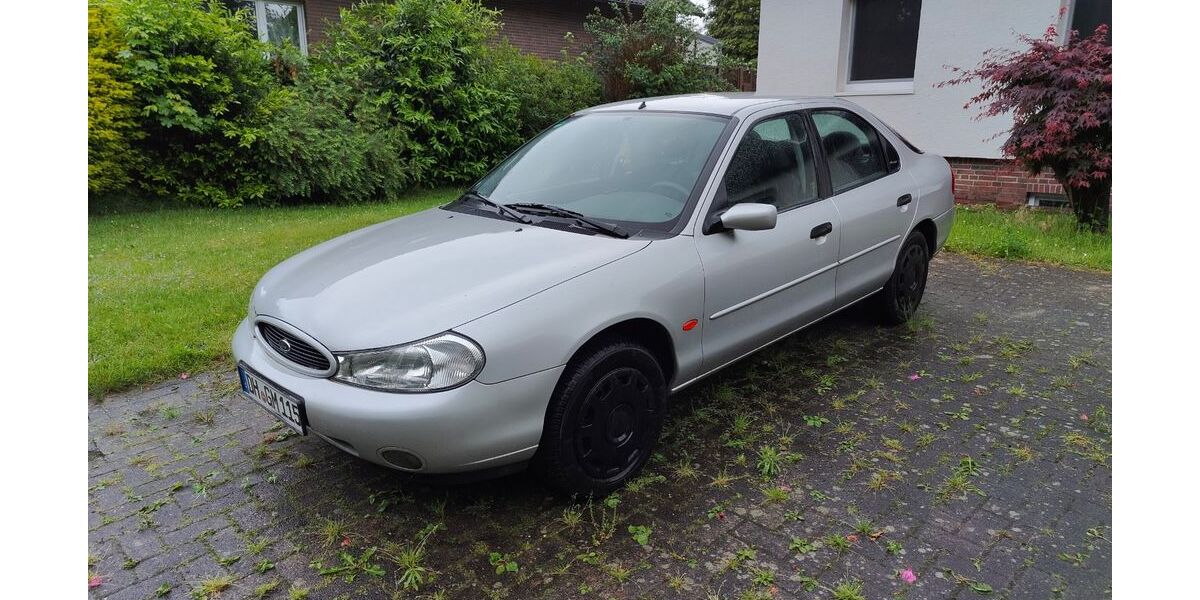 Ford Mondeo 52.000 km 1.950 &euro; Wildeshausen 27793