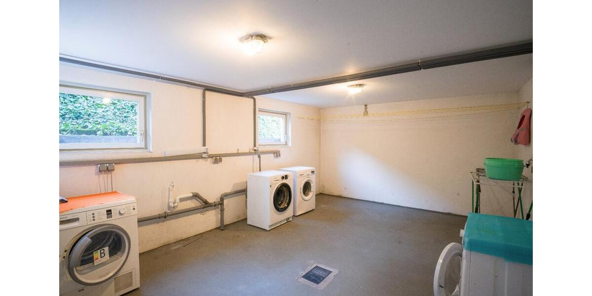 Hochparterre Saarbrücken West - 3 Zimmer, 75 m&sup2;, 179.000&euro; | Angebot:27003124