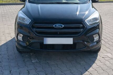 Ford Kuga 192.000 km 9.500 &euro; Stuttgart 70567
