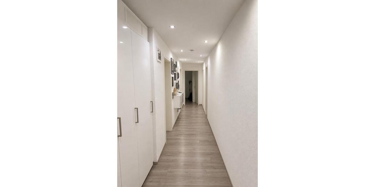 Erdgeschoßwohnung Krumbach (Schwaben) - 4 Zimmer, 92 m&sup2;, 295.000&euro; | Angebot:24678522
