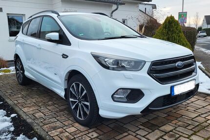 Ford Kuga 51.800 km 17.480 &euro; Hanau 63454