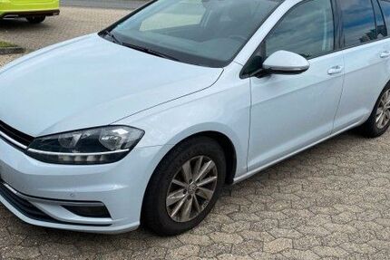 VW Golf 162.707 km 8.850 &euro; Budenheim 55257