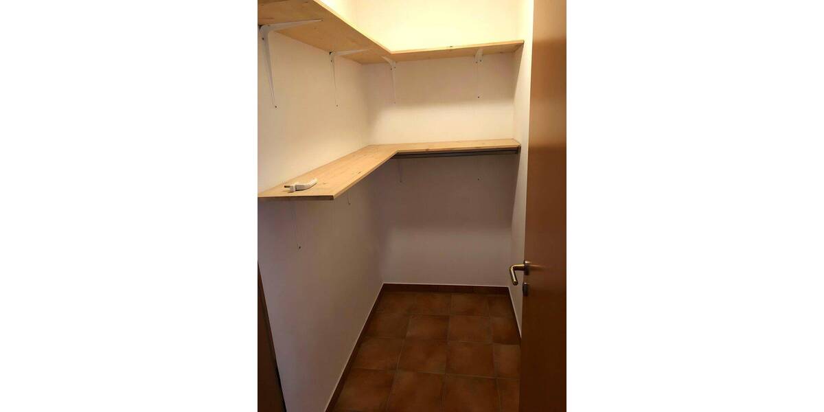 Etagenwohnung Pohlheim Grüningen - 5 Zimmer, 135 m&sup2;, 1.380&euro; | Angebot:26866311