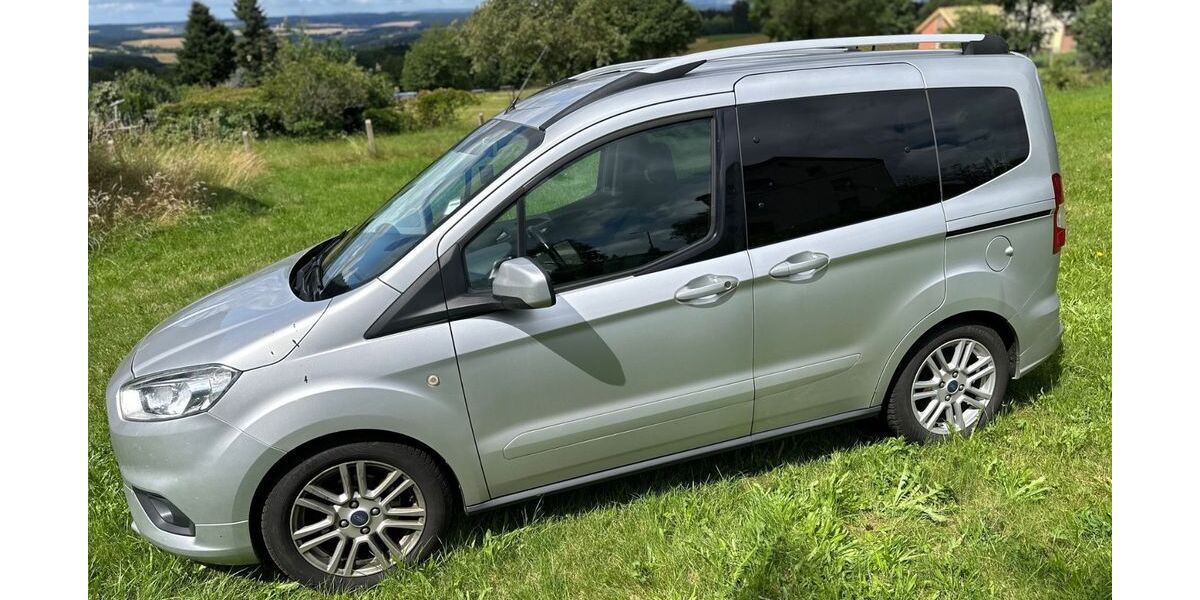 Ford Tourneo Courier 126.500 km 10.499 &euro; Schöneck 08261