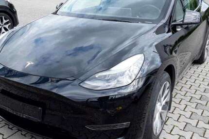 Tesla Model Y 41.814 km 35.990 € Mönchhagen 18182