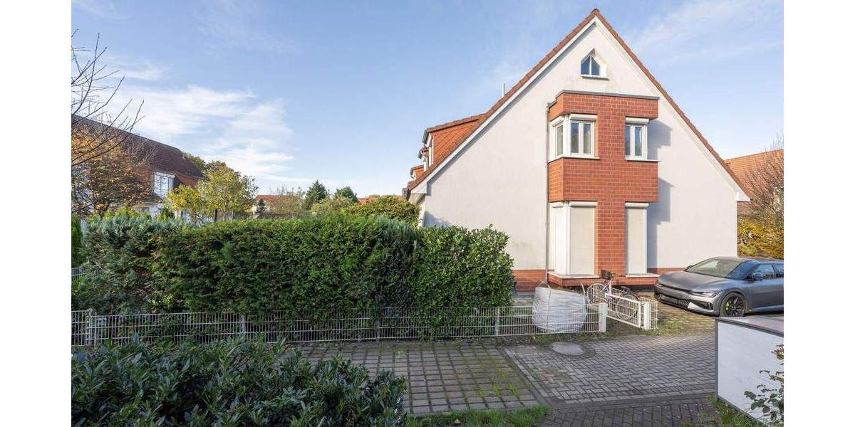 Ohne Käuferprovision! Vermietetes Reihenendhaus auf 3 Etagen. Direkt vom Eigentümer 4 zimmer