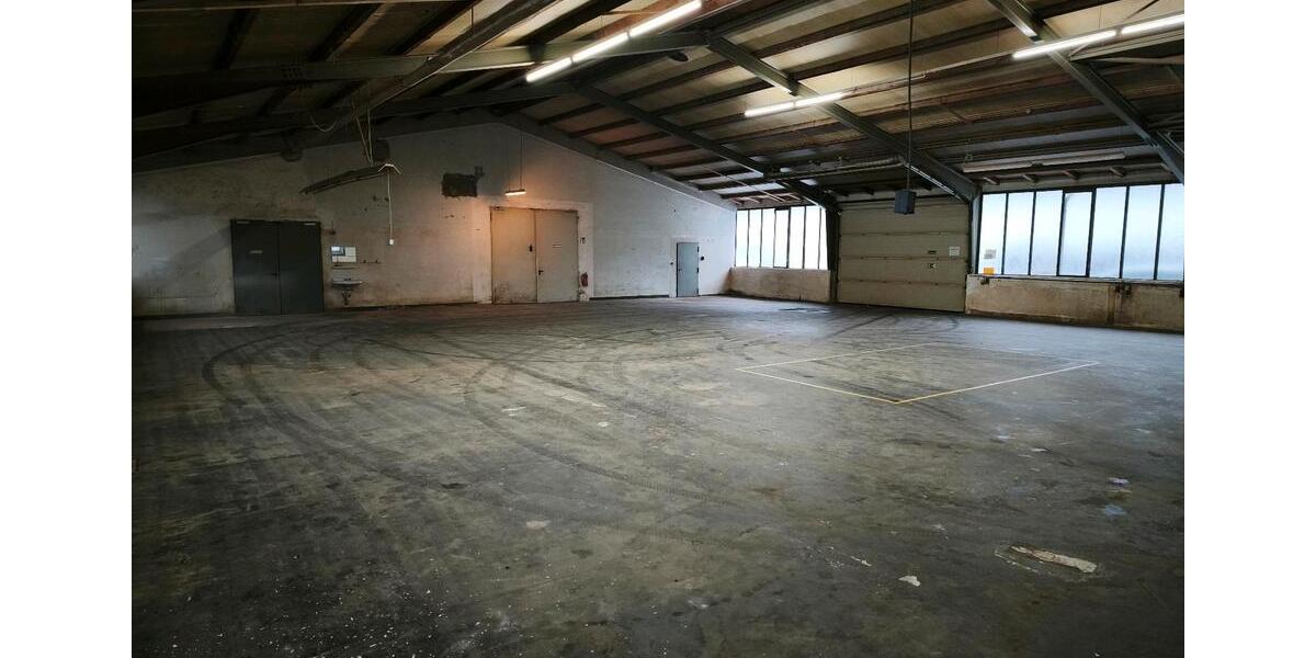 GewerbehalleLagerhalleBüro 2,20€m² zimmer