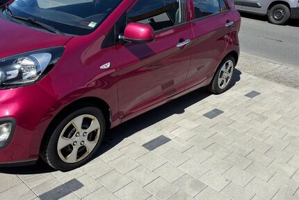 Kia Picanto 104.000 km 4.999 &euro; Bayreuth 95447