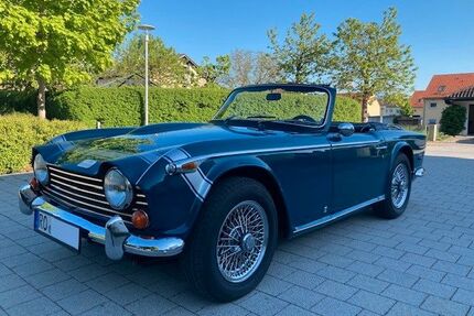 Triumph TR5