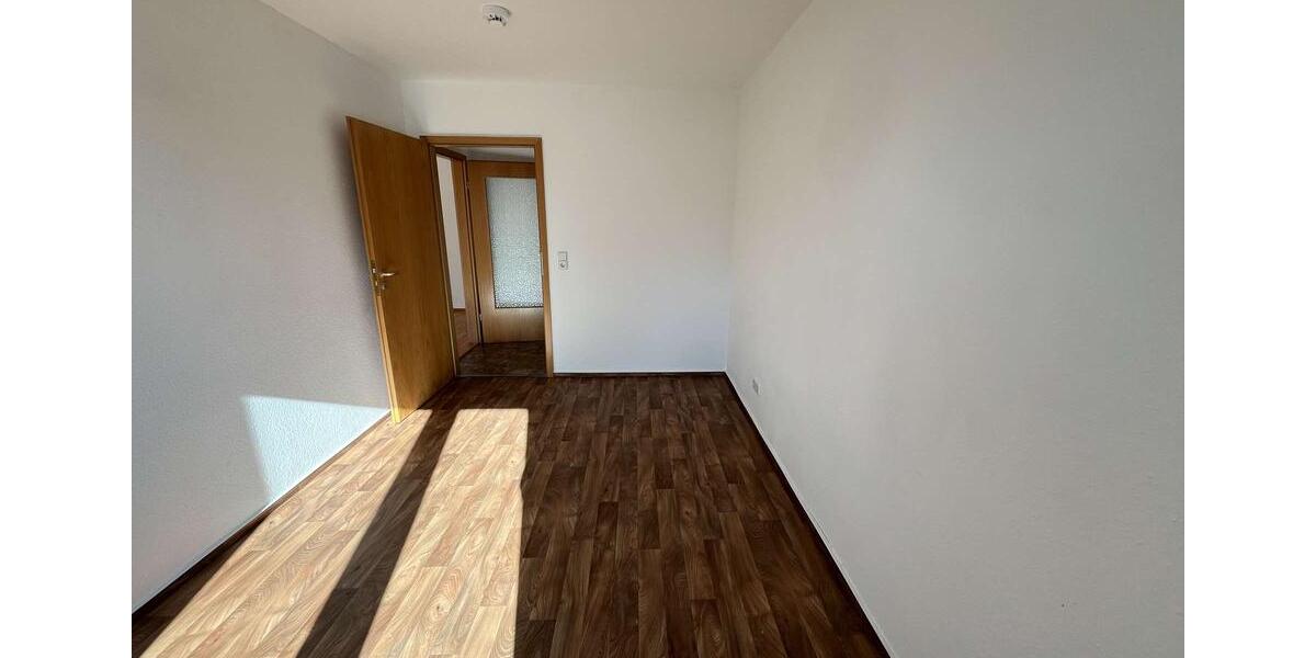 Etagenwohnung Halberstadt - 3 Zimmer, 86 m&sup2;, 472&euro; | Angebot:25903041