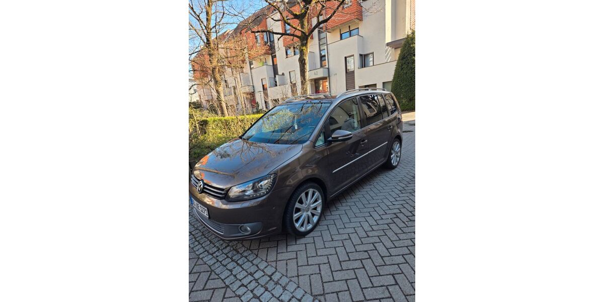 VW Touran 226.668 km 10.900 &euro; Sindelfingen 71063
