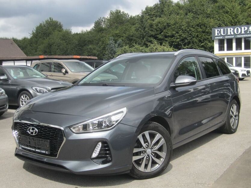i30