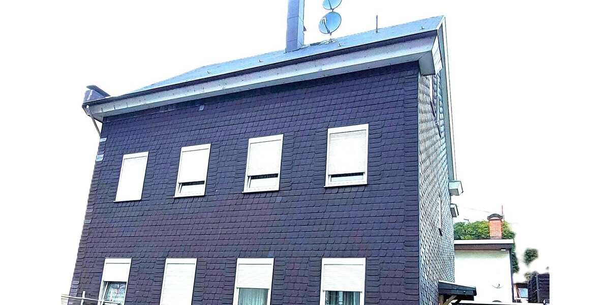 5 Fam.- Haus in Remscheid – Süd mit Carport zimmer