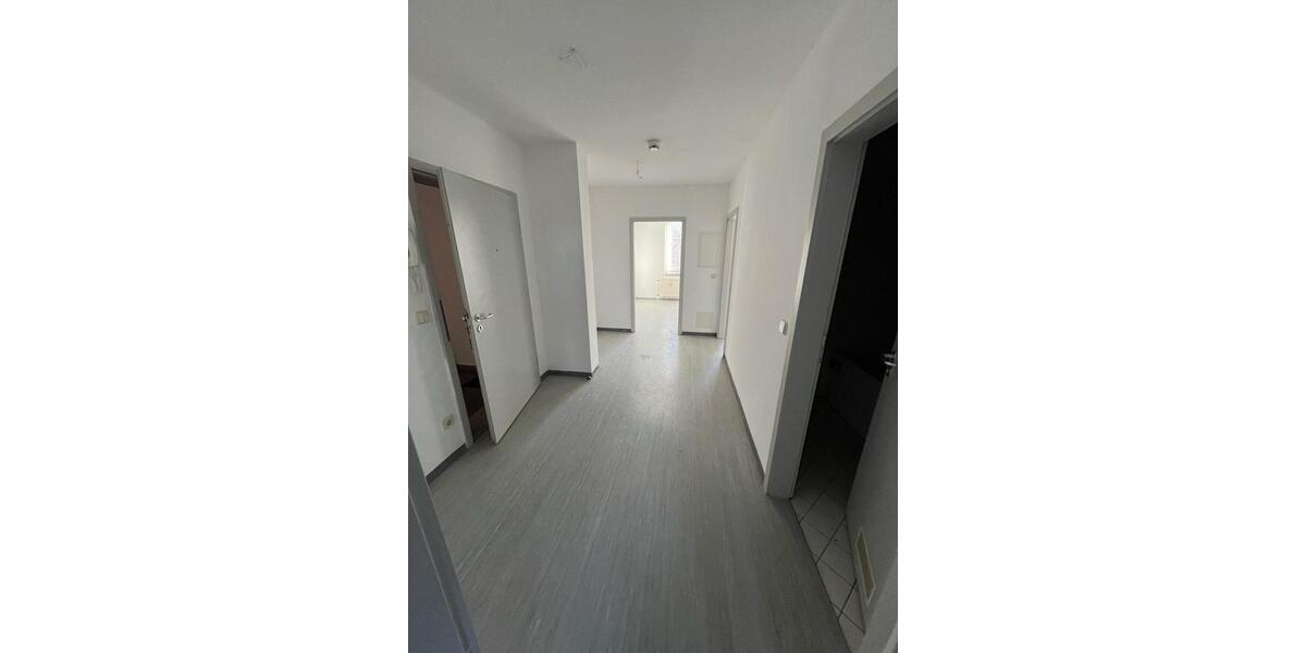 Etagenwohnung Naila - 2 Zimmer, 64 m&sup2;, 380&euro; | Angebot:24474417