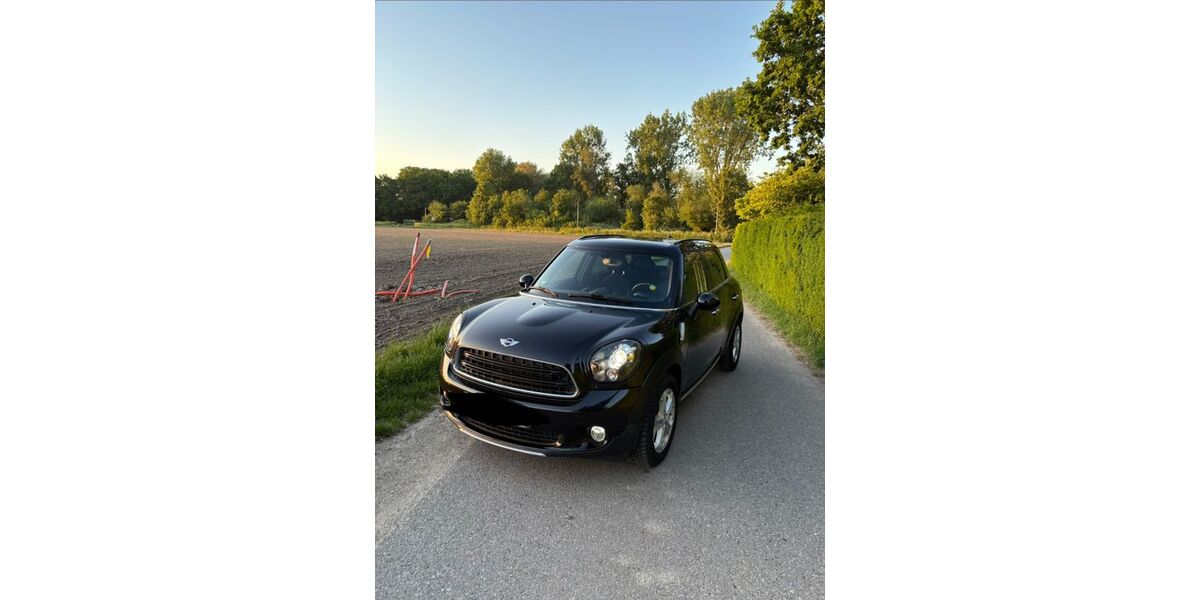 Mini Countryman D (Cooper) 95.000 km 9.499 &euro; Geldern 47608