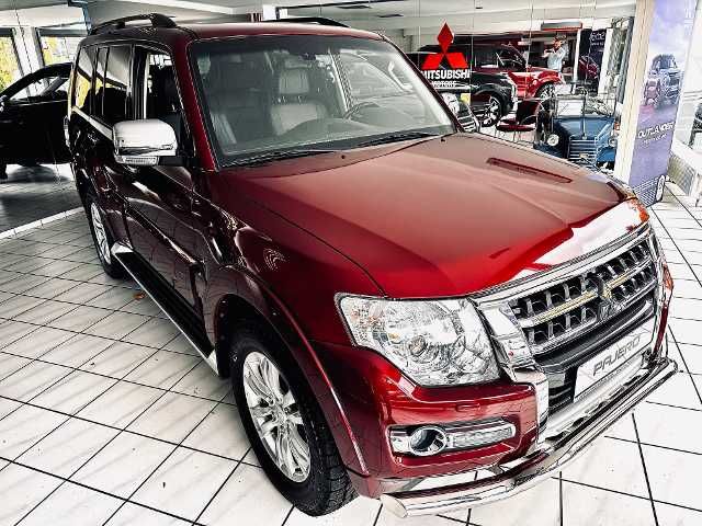 Mitsubishi Pajero 24.294 km 41.300 &euro; Hamburg 22045
